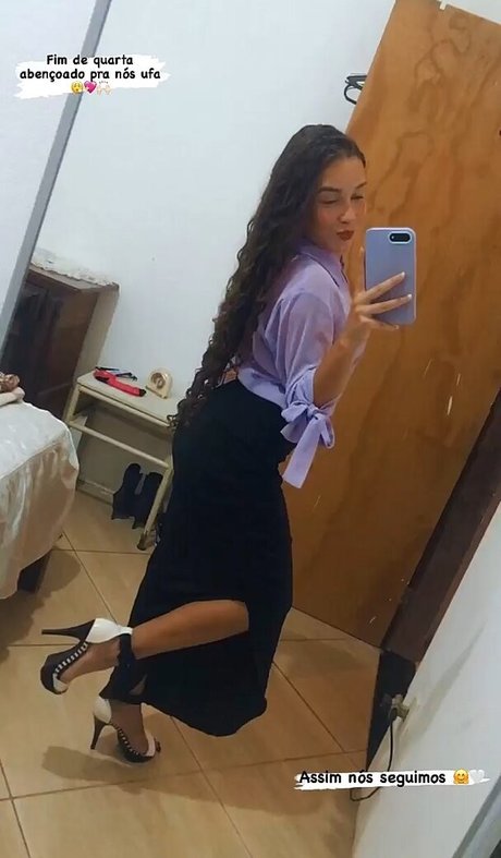 Emilly Santos erotic star gallery