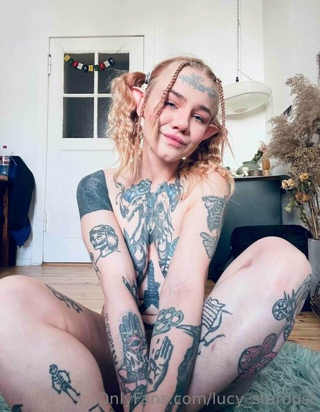 lucy stardust Profile pic