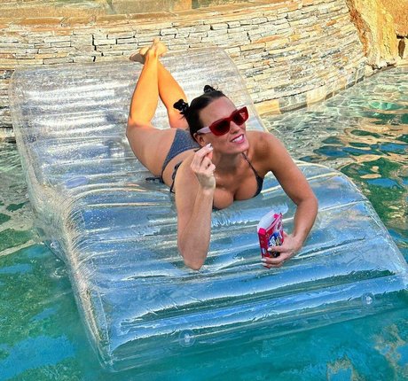 Heidi D Amelio xxx model pics