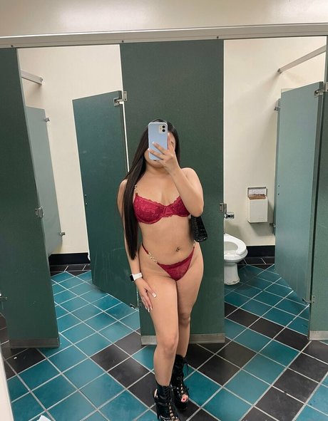 babyaly21 xxx model photos