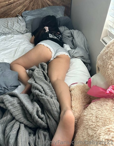 babyaly21 pornstar nice photos