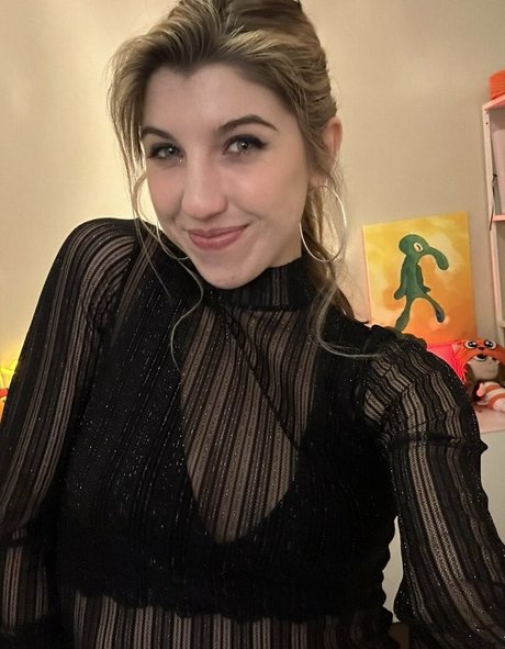 FrivolousFox ASMR exclusive star galleries