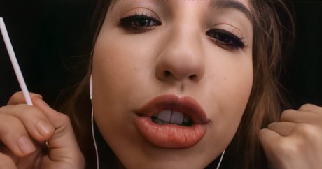 FrivolousFox ASMR erotic star pic