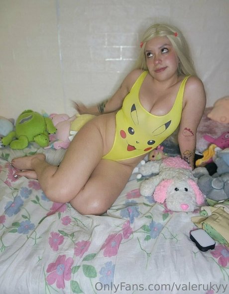 ValeRukyy star hot photos