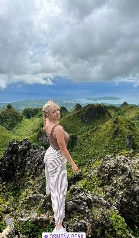 Mimi Lintrup pornstar nice images