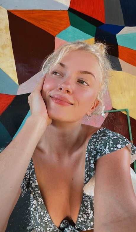 Mimi Lintrup naked pornstar galleries