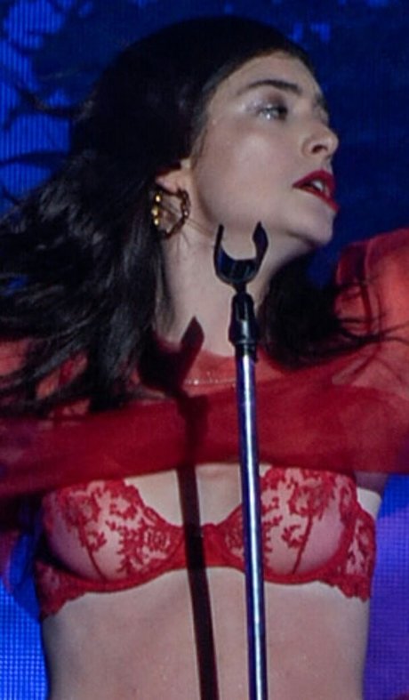 Lorde nude model pics