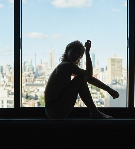 Esther Rose McGregor erotic pornstar archive