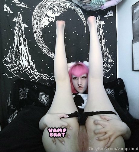 vampxbrat star hot photos