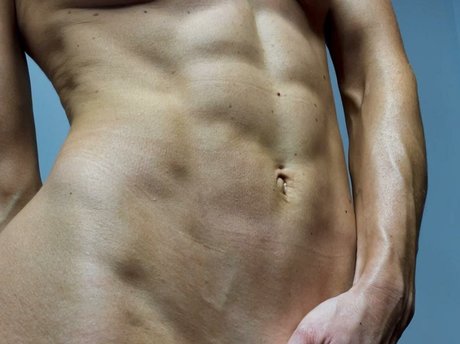 Kitty Lo free model pictures