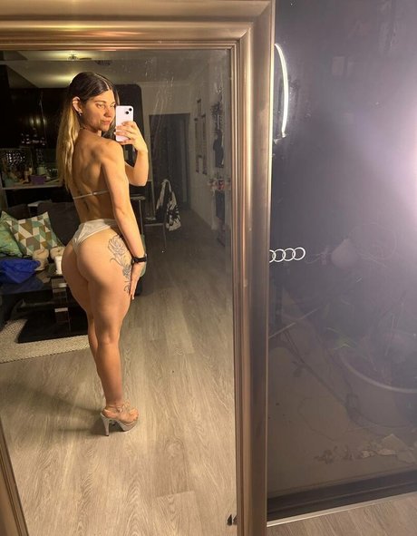 emily gracee adult model photo