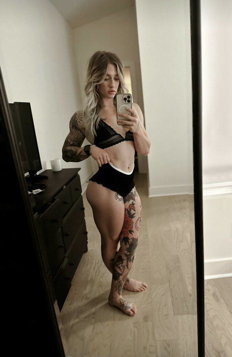 Josie Hamming nude star pic