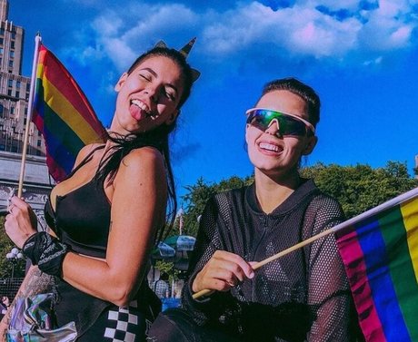 Luna Bloom pornstar high quality galleries