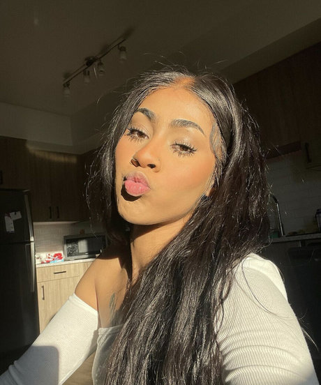 Gabriella Gurbs model nude picture