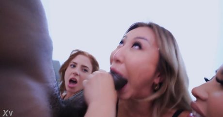 Lumi Ray model nude pictures