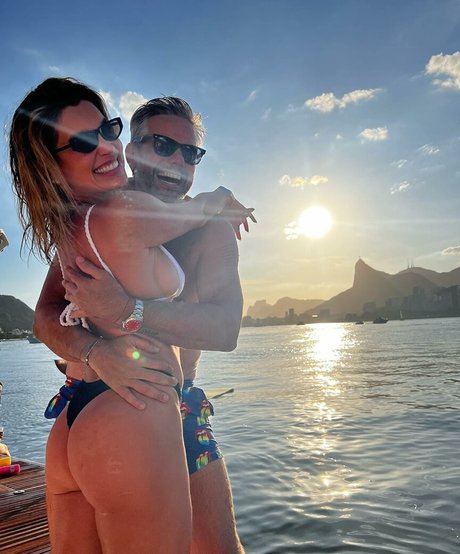 blonde trans onlyfans pornographic img