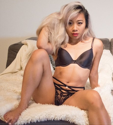 Charliedrizzle perfect actress image