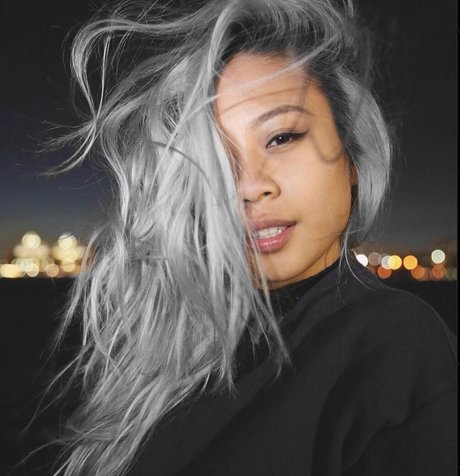 Charliedrizzle hd model pic