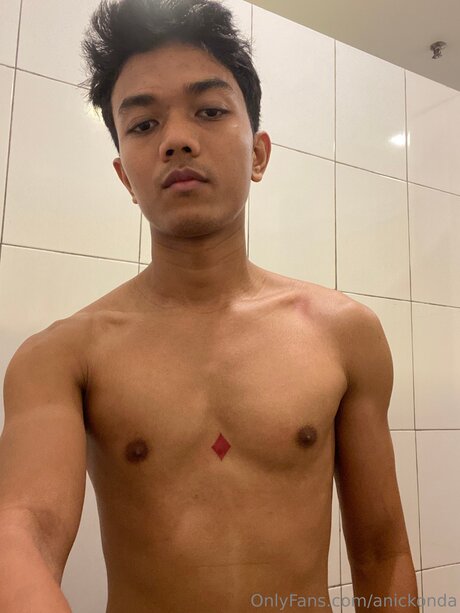 Anickonda pornstar adult img