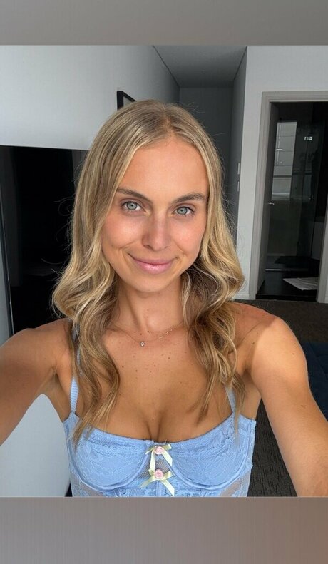 amateur naked onlyfans nude pic