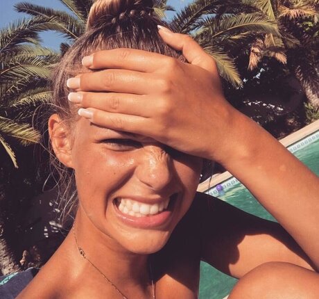 Carolina Peukmann hd actress photo