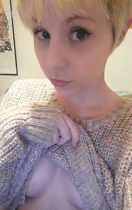 Lydia Sweets sexy model galleries