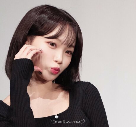 Kim Chaewon exclusive pornstar pictures