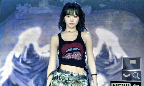 Kim Chaewon star free image