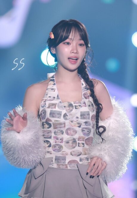 Kim Chaewon xxx pornstar gallery