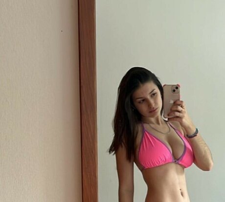 Valentina Maroni nice star pics