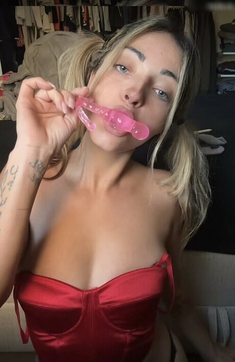 anavonplummer art star pictures