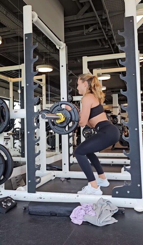 Sophia Fl rsch model top pics