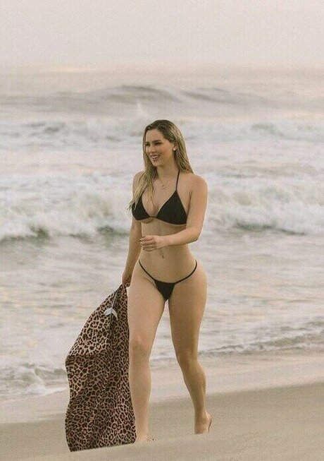 Debanhy Ariadne model free image