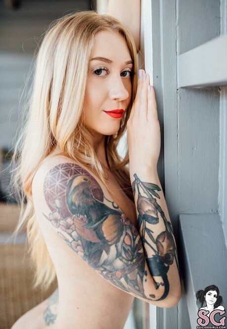 Emmameow model high quality images