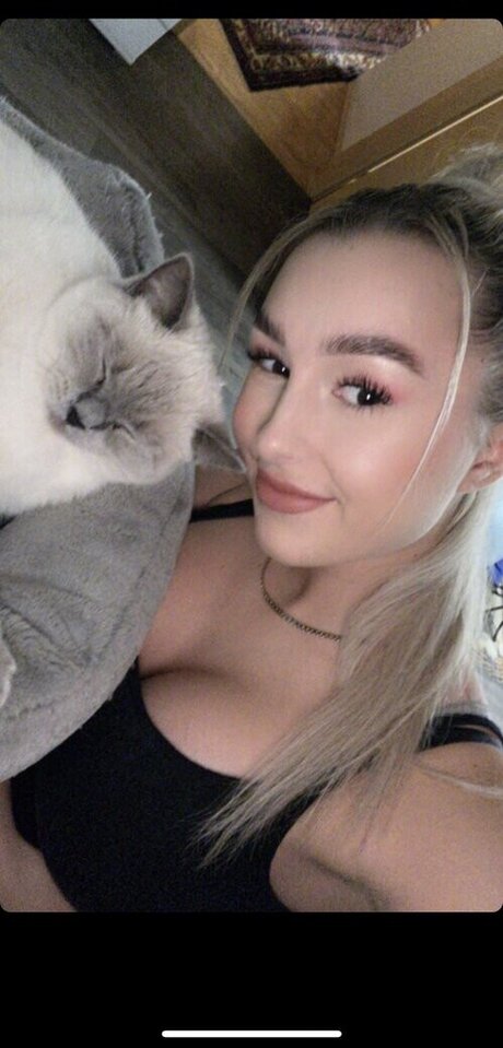 Maryyhx sex model image