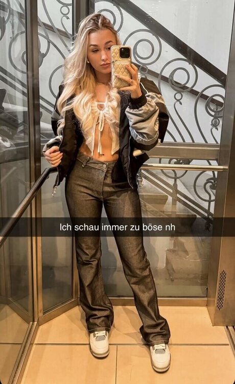 Maryyhx hot star photos