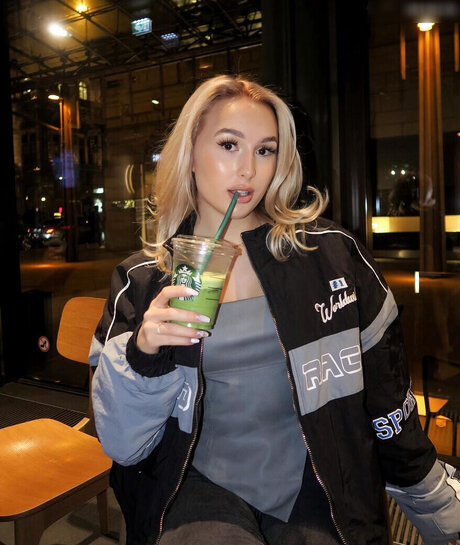 Maryyhx model galleries