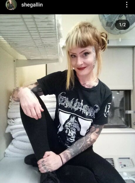 __kvinne__ star art image