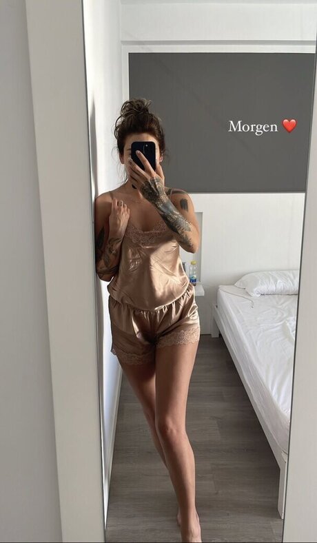 Liza Waschke exclusive pornstar pics