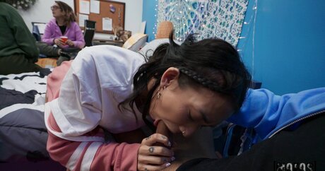 Let s Post It model perfect pics