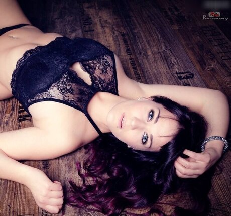 Carina Sitzberger model xxx photo