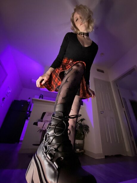 Pjonk art model archive