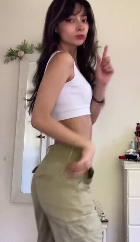 Anto a a perfect actress images