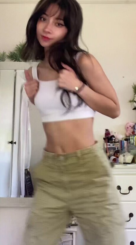 Anto a a model free pic