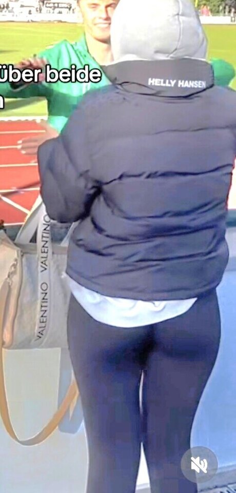 Wieke high quality actress photo