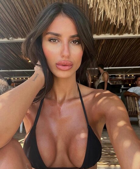 shahafaharoni nude actress gallery