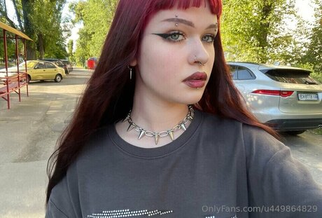 rave girll naked actress picture