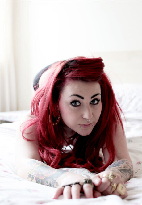 Luceyx erotic model pictures