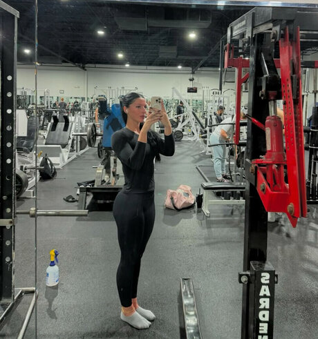 Allison Royalty pornstar gallery