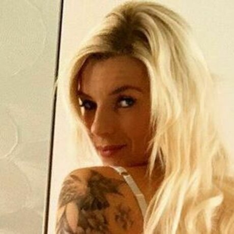 Cafitchick perfect pornstar pics